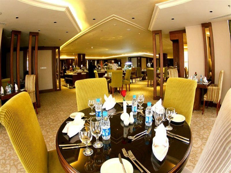Crowne Plaza Riyadh Al Waha By Ihg Екстер'єр фото